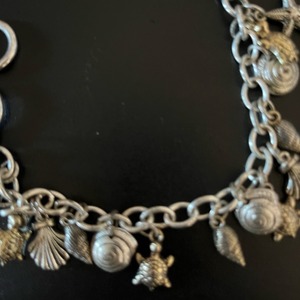 EUC Seashore Beach-y Silver/Gold tone Charm Bracelet with Toggle Closure- 7 1/2” - Picture 3 of 6